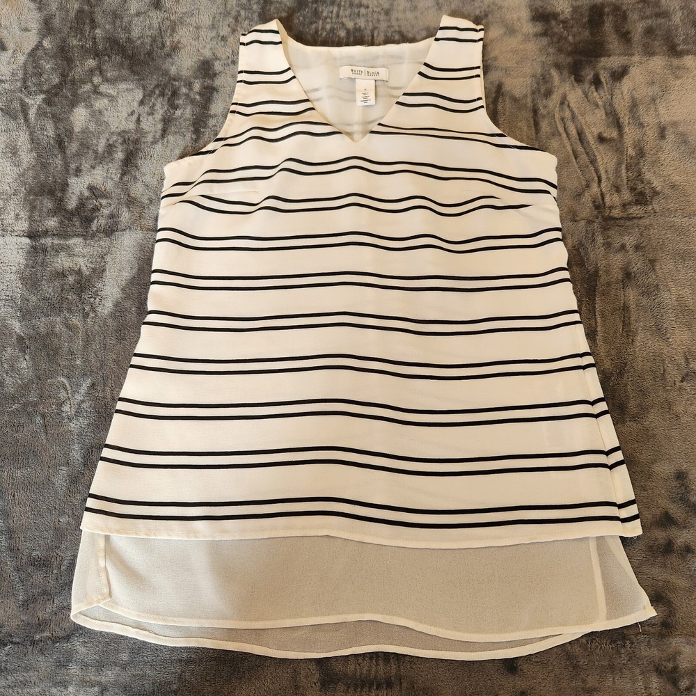 White‎ House Black Market White Striped V-Neck Lined Size 0